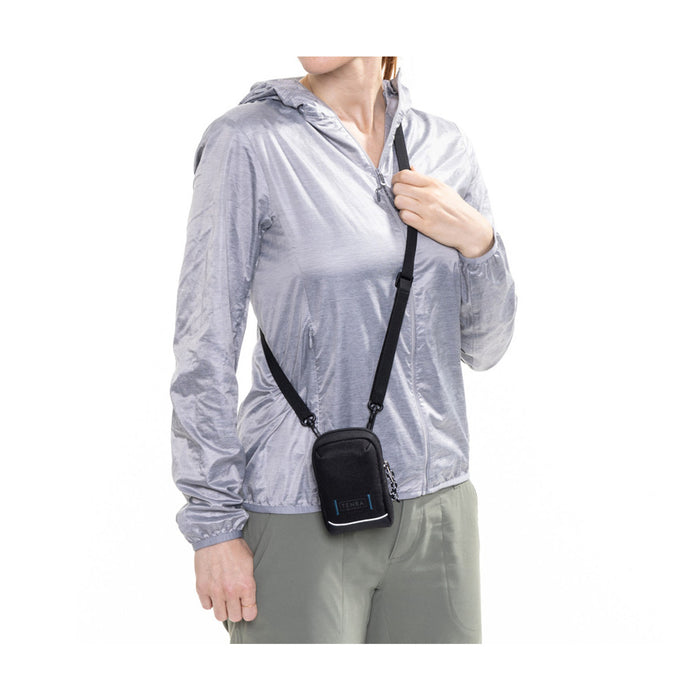 Tenba Skyline V2 Pouch 3 (Black) montata