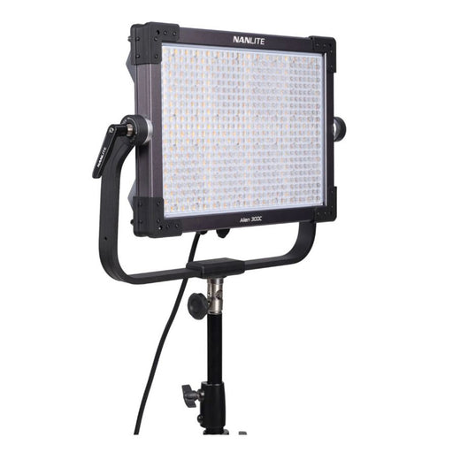 Nanlite Alien 300C fronte