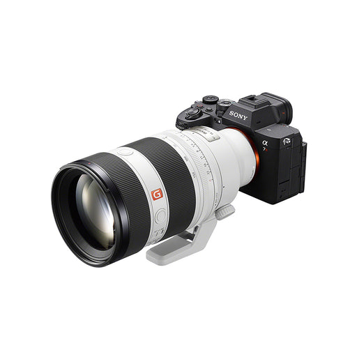 sony-obiettivo-zoom-leggero-50-150mm-montato