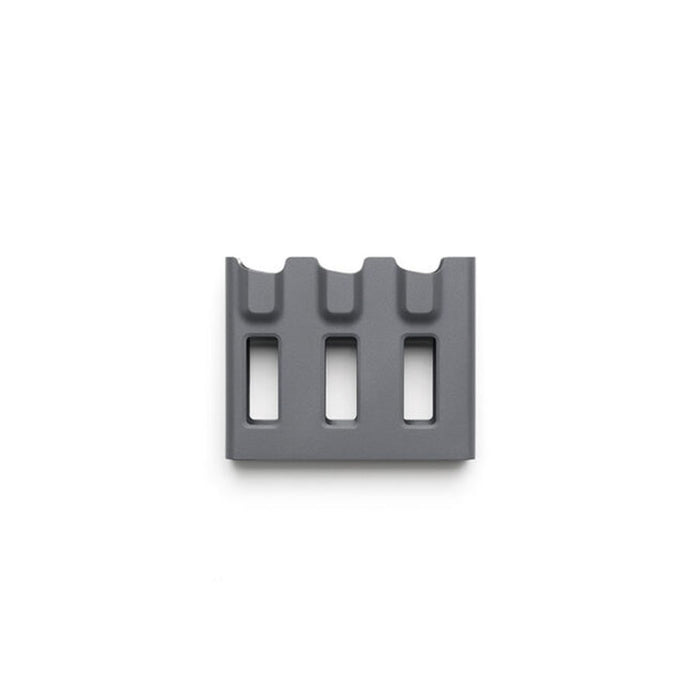 dji-mavic-4-pro-parallel-harging-hub-fronte