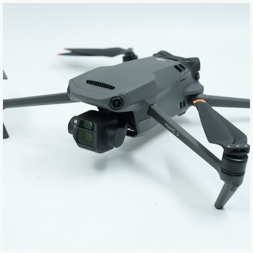 DJI-mavic-3-dall-alto