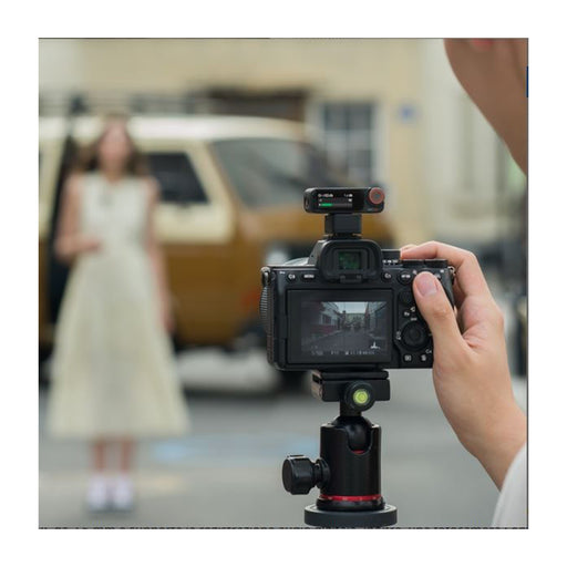 DJI Mic 2 Camera Adapter (DJMIC9) montato