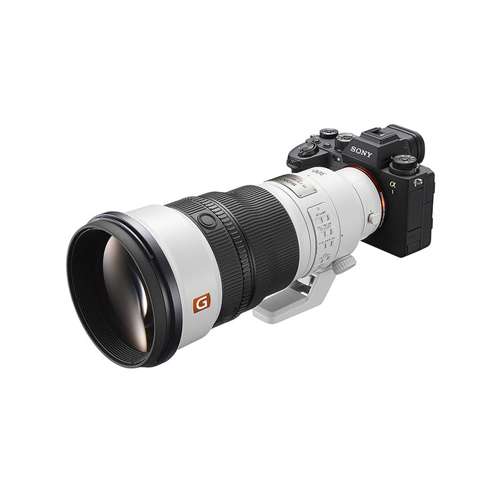 sony-fe-300-mm-gm-dall-alto