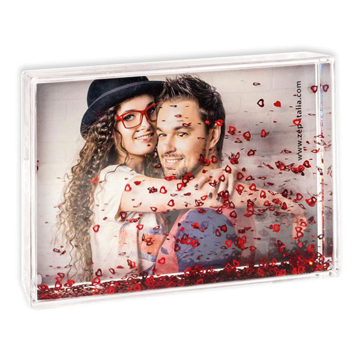 shake-frame-heart-in-plastica-con-acqua-e-cuori