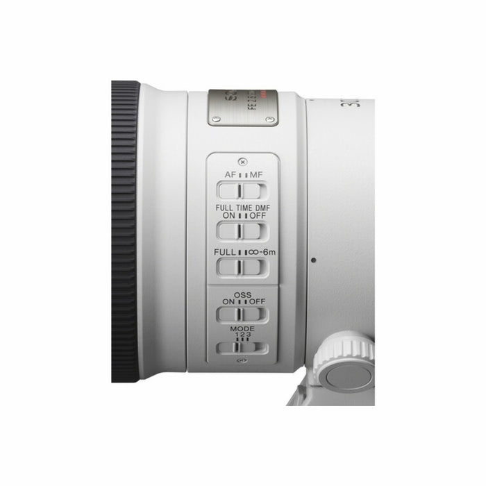 sony-fe-300-mm-gm-dettagli