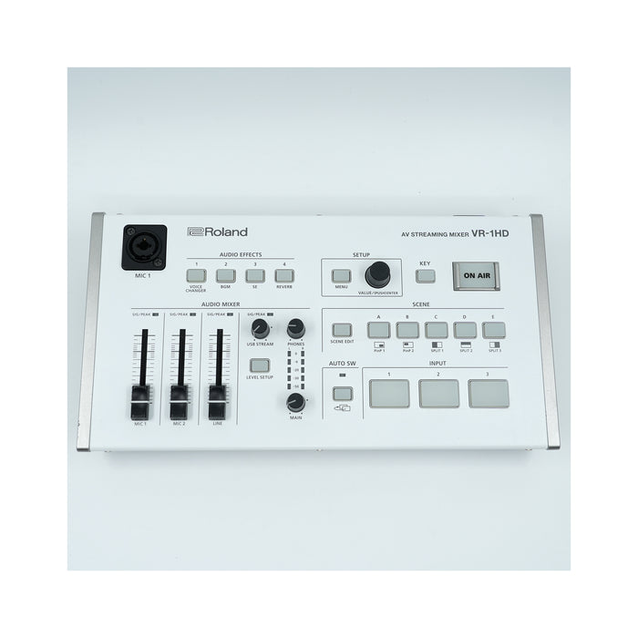 Roland AV Streaming Mixer VR-1HD Demo